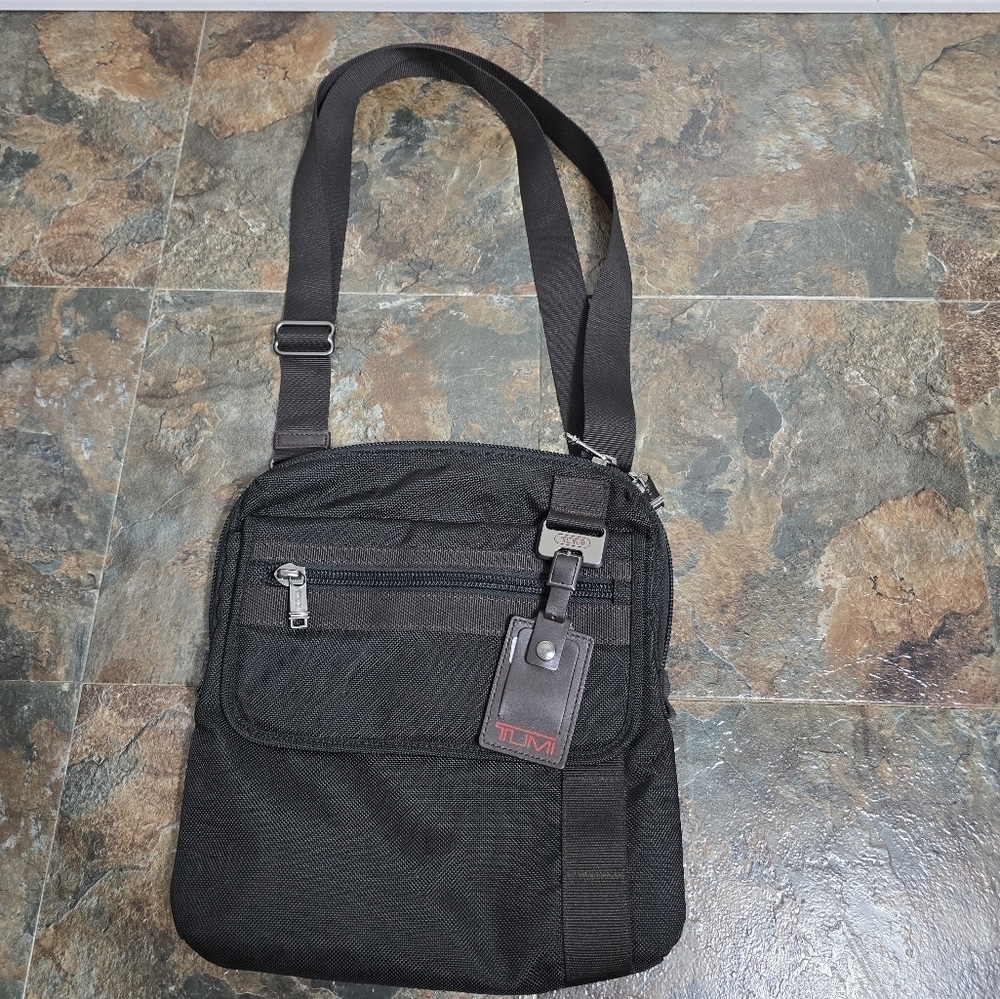 Tumi black and brown zip top flap front crossbody satchel 69304HKO